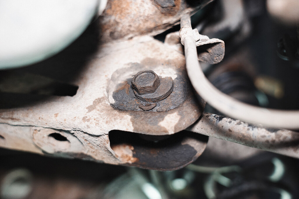 Из трёх выштамповок осталась всего одна