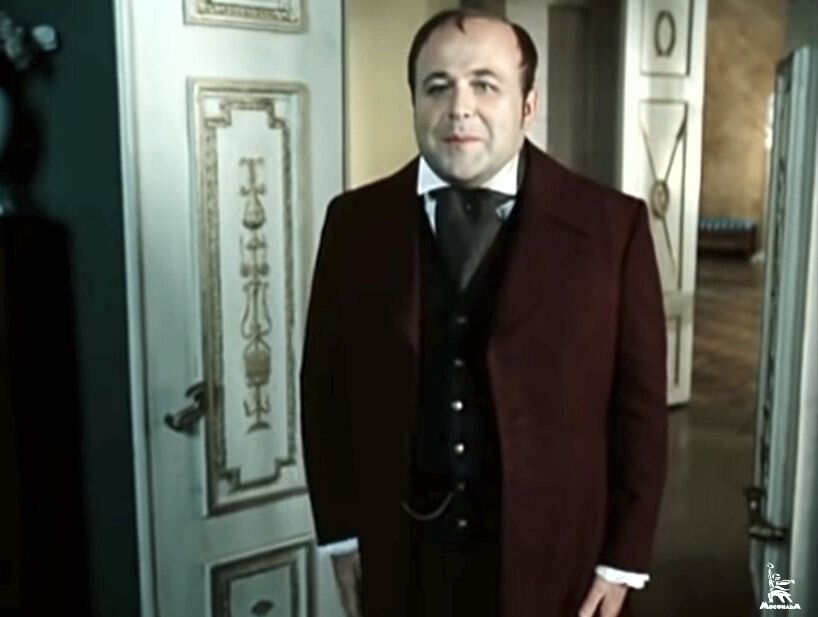 кадр из фильма "Мертвые души"