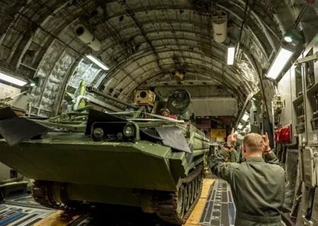    Нардеп: Запад переоценил свои возможности. Поставки оружия ВСУ запаздывают