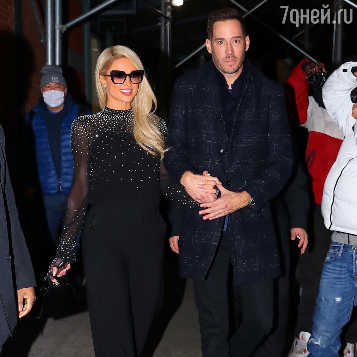    Пэрис Хилтон с мужем LEGION-MEDIA