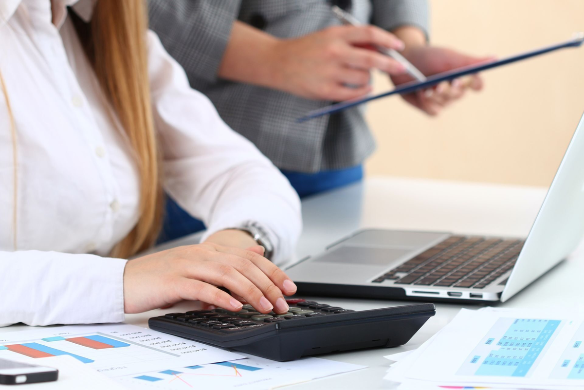 Госдума приняла закон об увеличении вычетов на образование, лечение и покупку лекарств.