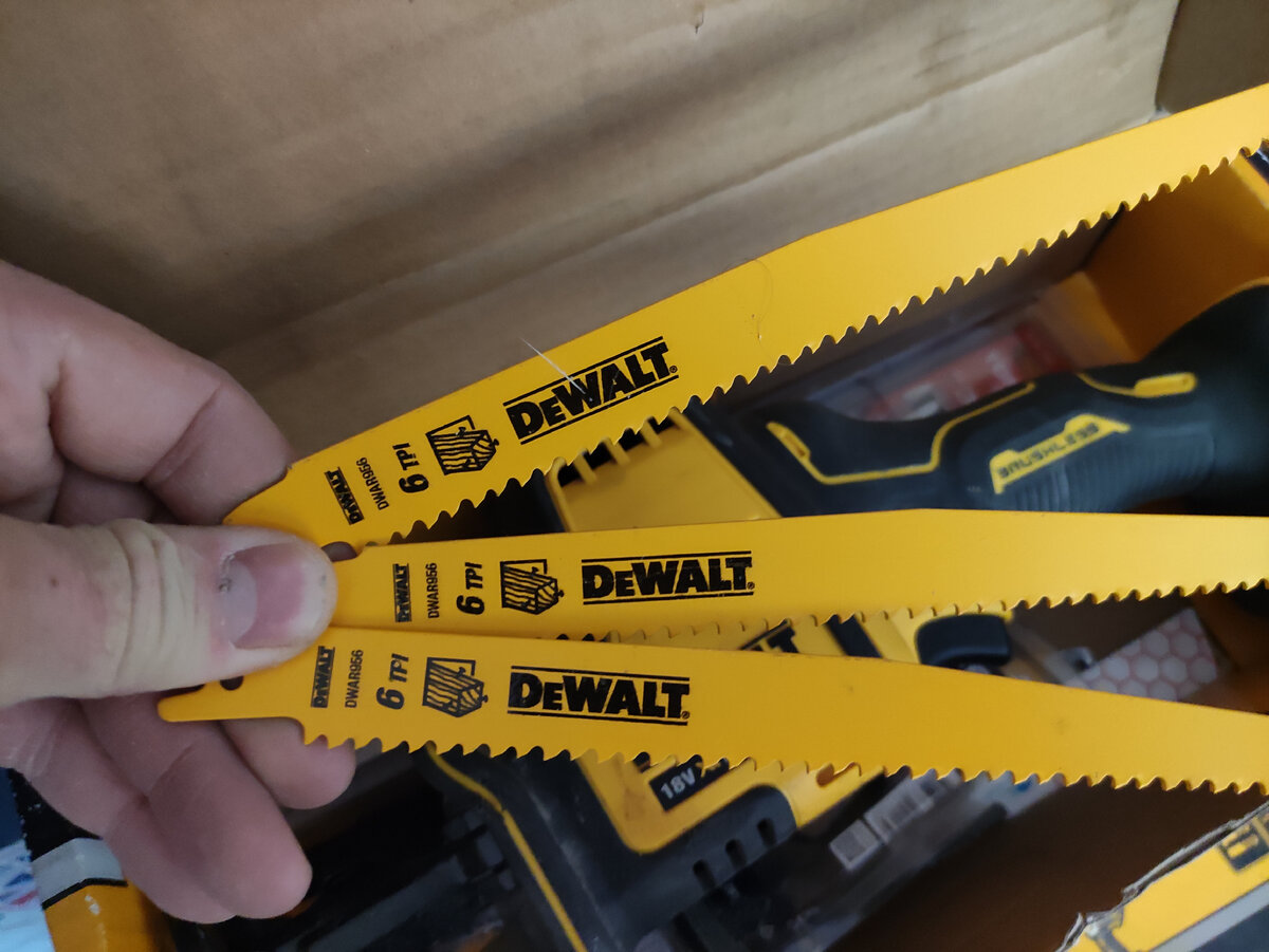 Полотно для пилы, которое режет любой материал, не зря его зовут ...