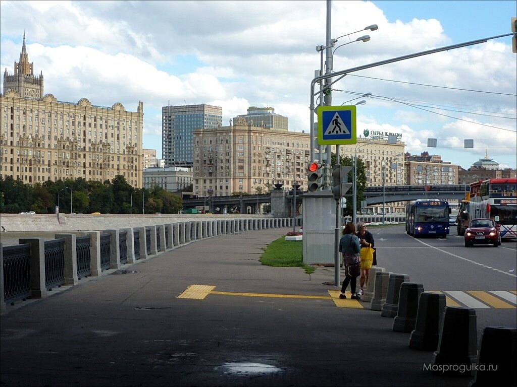 10 мест в Москве, где снимали сериал Бригада | Экскурсия по городу | Дзен