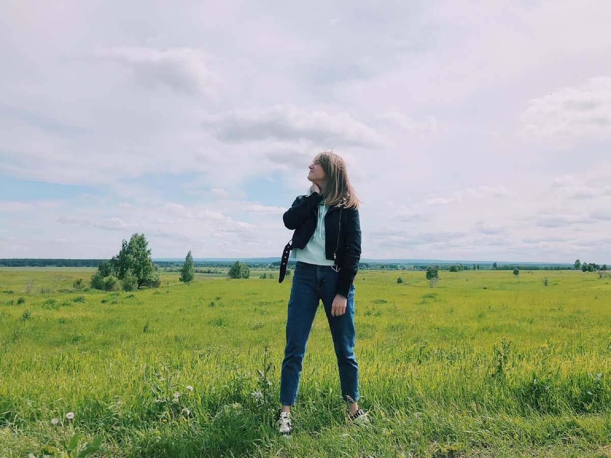 23 летняя девушка переехала в деревню. 23 летняя девушка переехала в деревню. 17 летняя девушка. 23 летняя девушка переехала в деревню. 20 летняя девушка.