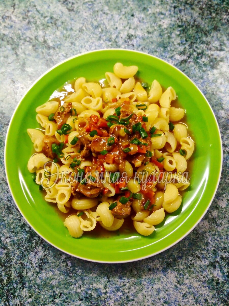 Мясная подливка хорошо считается с любым гарниром.