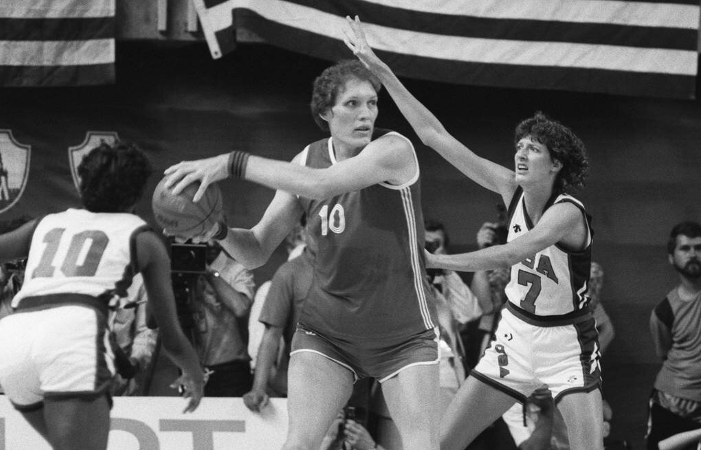 Лучшая центровая в истории советского баскетбола Ульяна Семёнова.