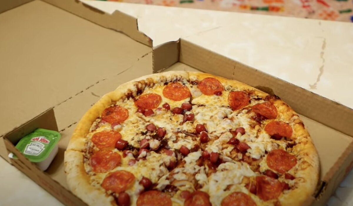 Пицца 23 см папа джонс. Папа джонс пушкина. Папа джонс садовники 3. Папа джонс кемерово. Папа джонсон пицца.