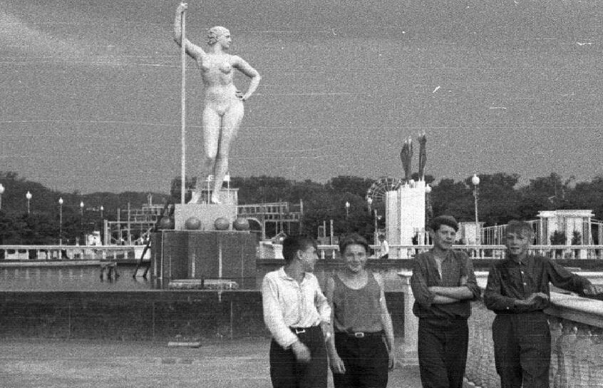 Архивное фото . Москва  30х    20в. Парк им. Горького     Яндекс картинки.