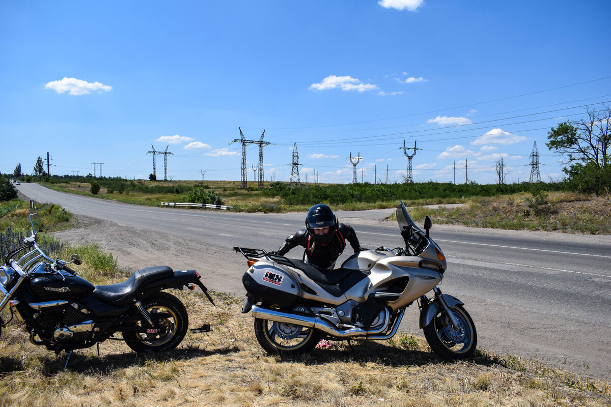 Honda Deauville 650 VS Kawasaki Eliminator 250