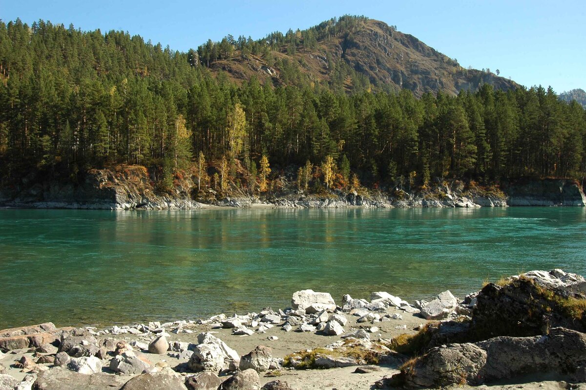 Погода алтай поселок катунь. Аскатская Долина горный Алтай. Село Аскат Катунь. Поселок Аскат горный Алтай достопримечательности. Село Аюла Республика Алтай.