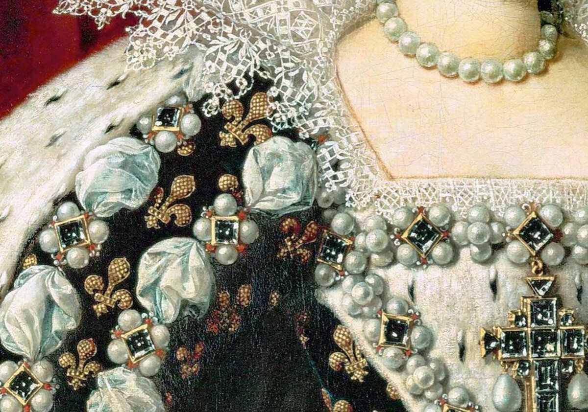 Украсивший какое время. Украшения Франция Ренессанс 16 век. Драгоценности Марии Медичи. Платье Екатерины Медичи с жемчугами.