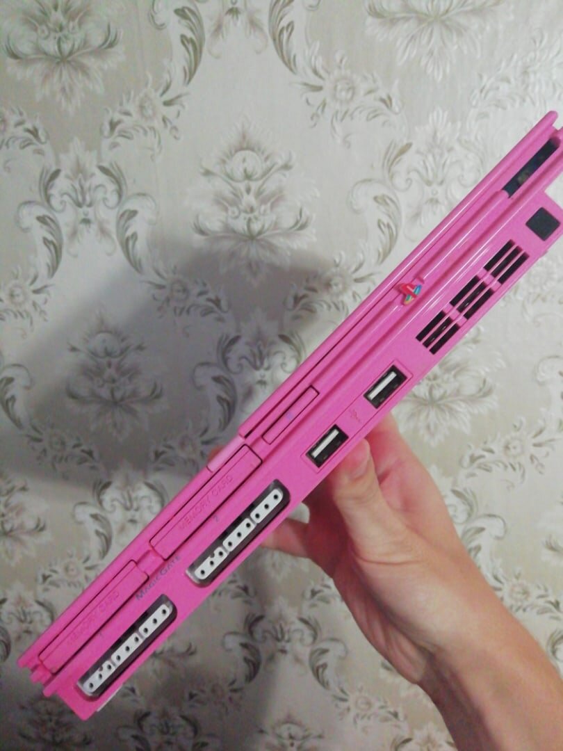 PlayStation 2 (моя, та самая которая прожила со мной лет 13)