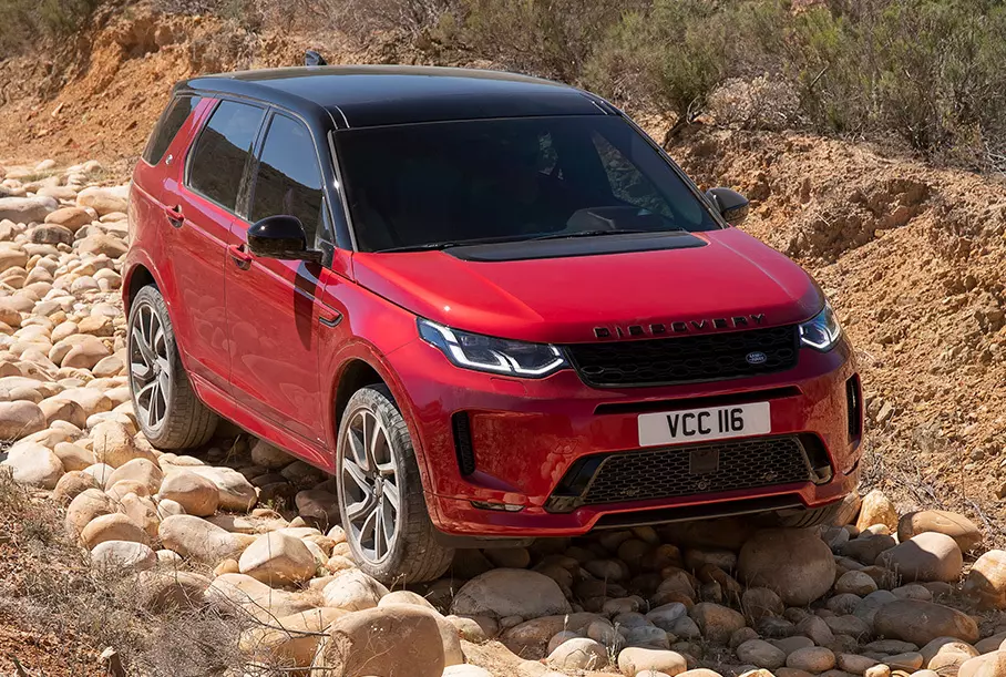 Фото с сайта https://motor.ru/news/land-rover-discovery-sport2020-26-06-2019.htm