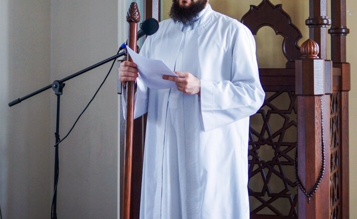 Таяк тотып сөйләү