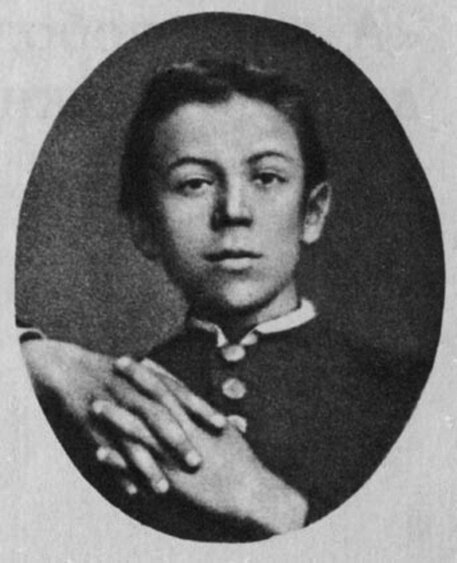 Николай Чехов. 1884. Автопортрет . Репродукция из альбома "Художник Николай Чехов"