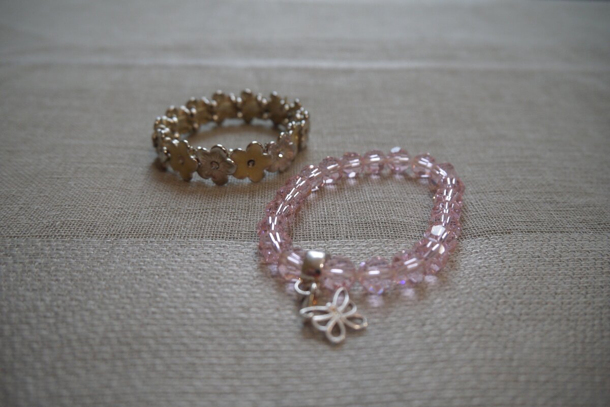 Серебро на пляже с металлоискателем