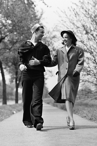 взято из источника.Яндекс.Картинки . Западная мода времен начала 20 века