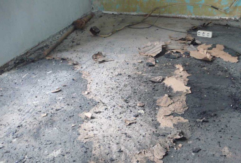 Он тебе не нравится, потому что он чёрный?