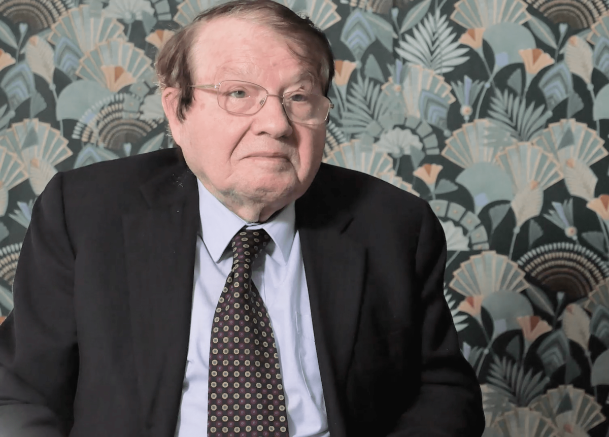 Нобелевский лауреат Люк Антуан Монтанье [Luc Antoine Montagnier] в одном из недавних интервью.