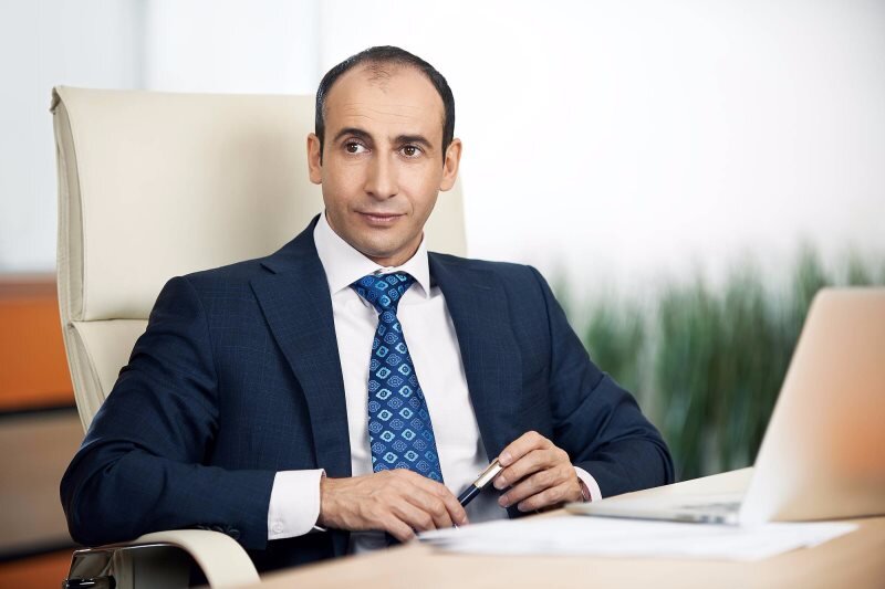 Игорь Шехтерман знает, как преуспеть в ретейле, хотя его решения на первый взгляд иногда кажутся странными. Фото: zen. yandex.ru