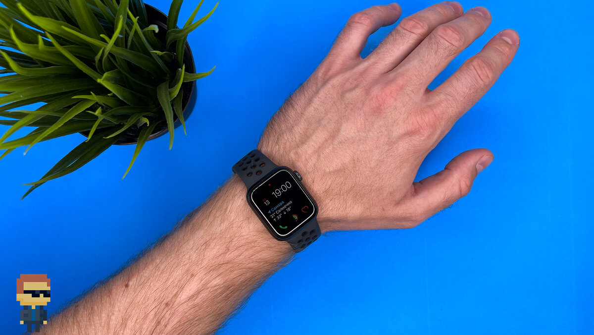 Все больше россиян стали носить умные часы — что может привлечь в гаджете даже пожилого человека