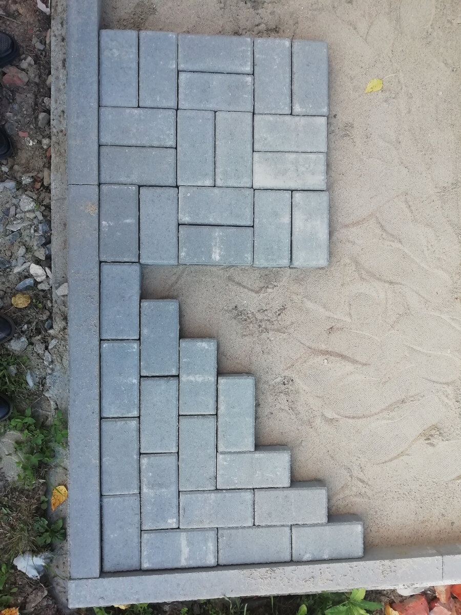 А Вам какой вариант нравится больше?