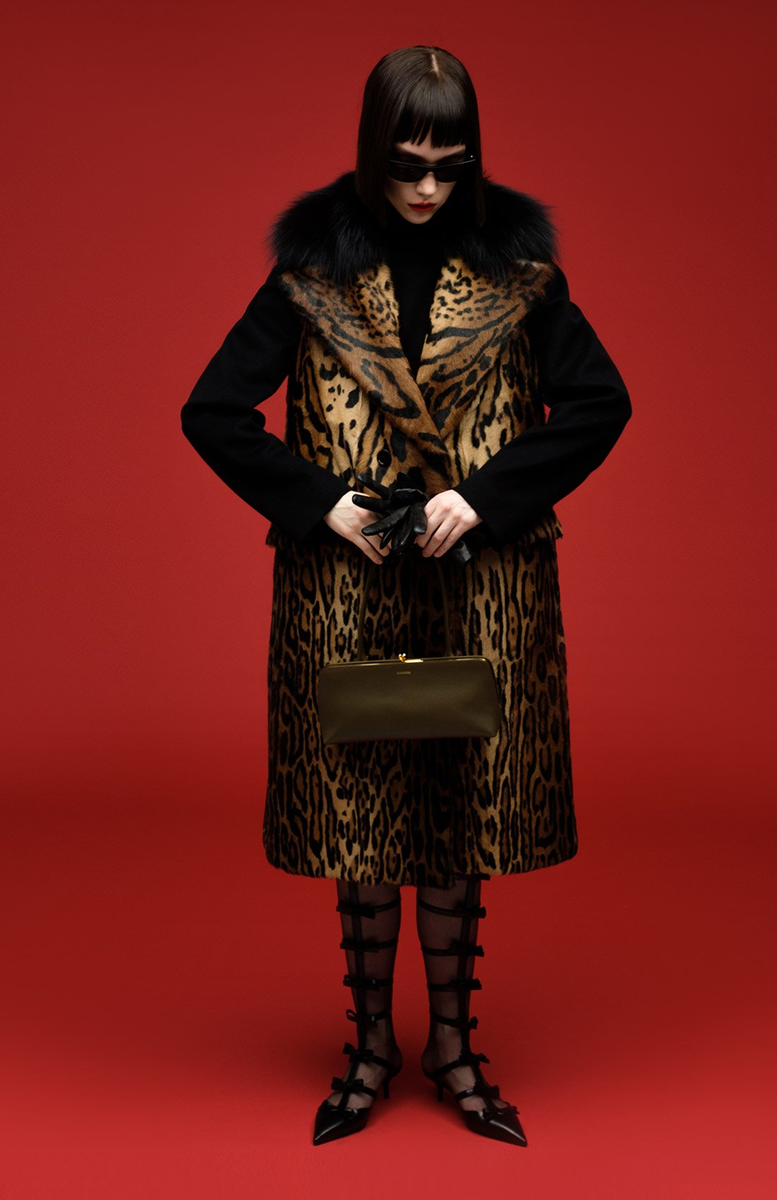 Источник: https://www.tsum.ru/