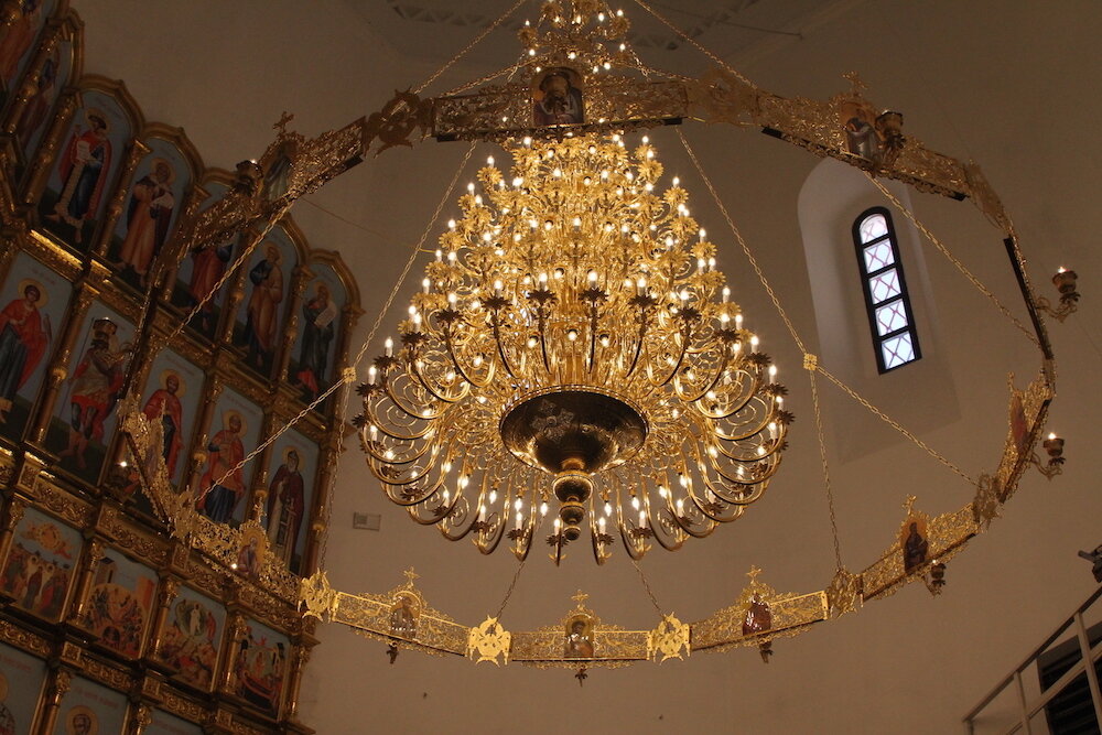 хорос. паникадило хорос 12 век. хорос афон. паникадило в храме христа спасителя. паникадило хорос на 24 свечи.