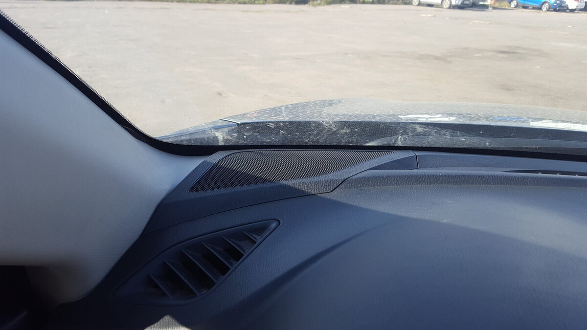 в первом поколении ЦИКСов есть штатные места на торпедо под установку СЧ, а вот во втором поколении их уже нет.