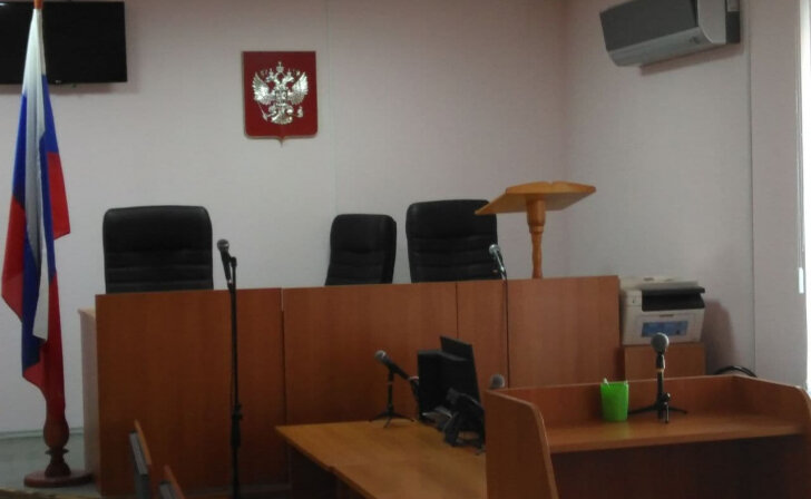    В Курской области мужчина за избиение соседки заплатит 5000 рублей