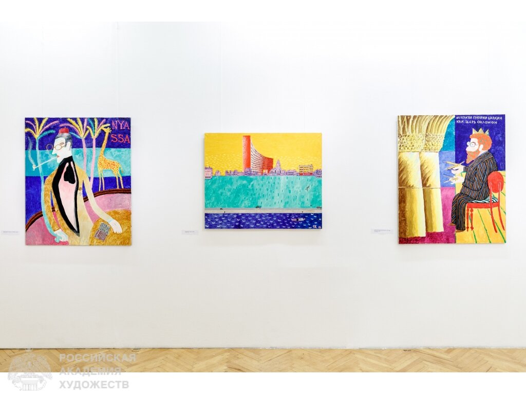 Экспозиция выставки «Люди и Герои» в МВК РАХ, Москва, Пречистенка, 19. Фото: Иван Новиков-Двинский, пресс-служба РАХ. 2022.