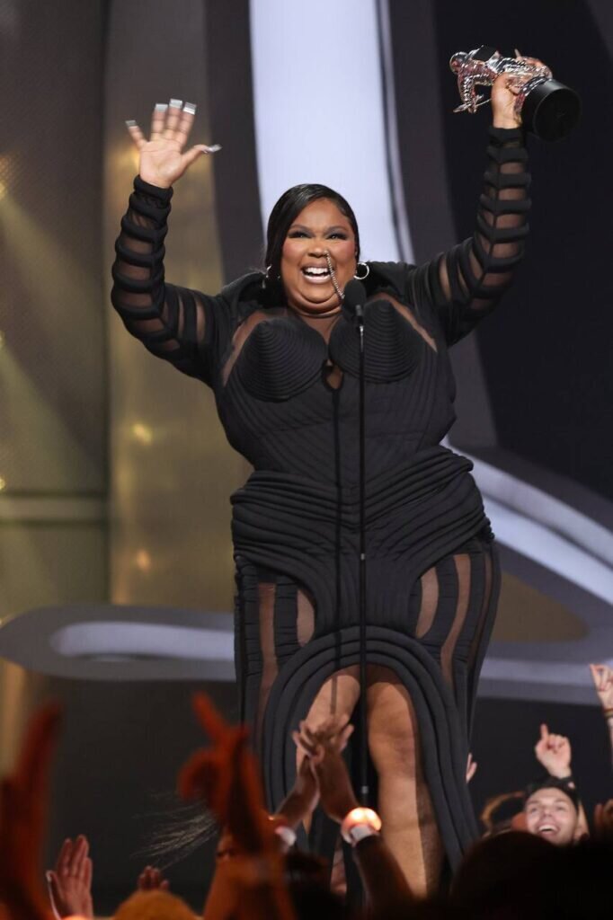 Lizzo на премии MTV VMA mogilnikova  📷
