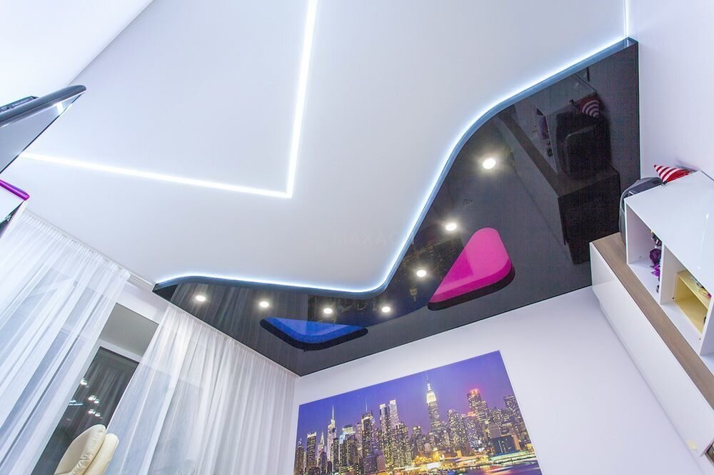 Изображение с сайта Небосвод https://potolkipeterburg.ru/