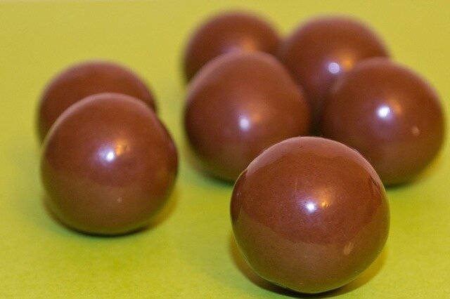 Choco balls шоколадные шарики белый шоколад