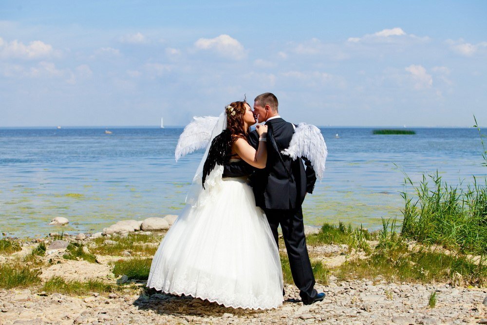 Влюблённые ангелочки