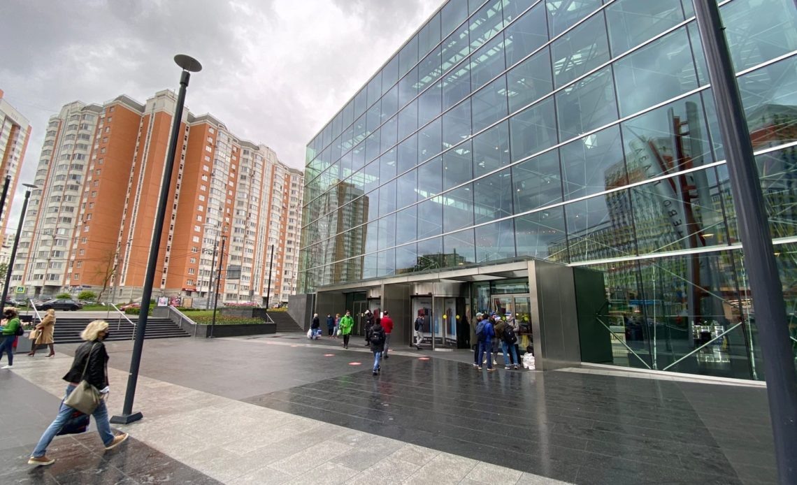 Первый день работы ТЦ "Кунцево-плаза" после пандемии