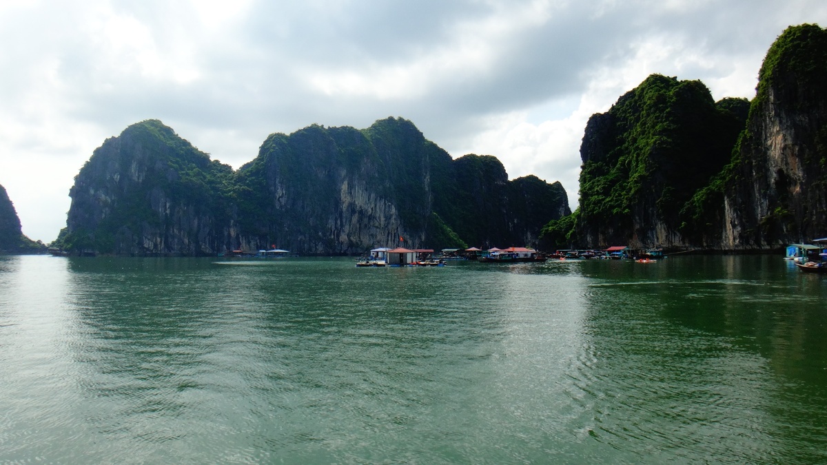 Бухта Халонг (фото автора)