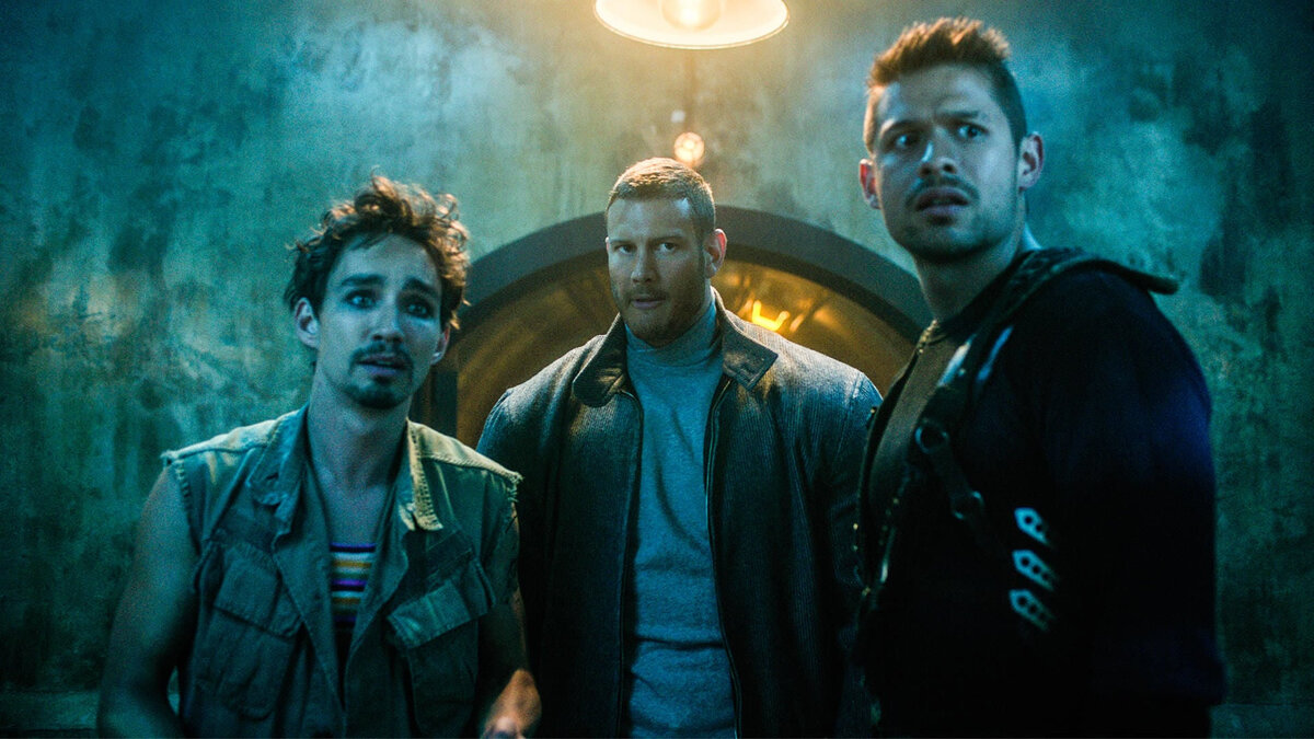                                     The Umbrella Academy              7.5/10 Kinopoisk.ru