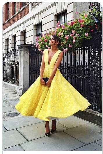 Расклешенное платье