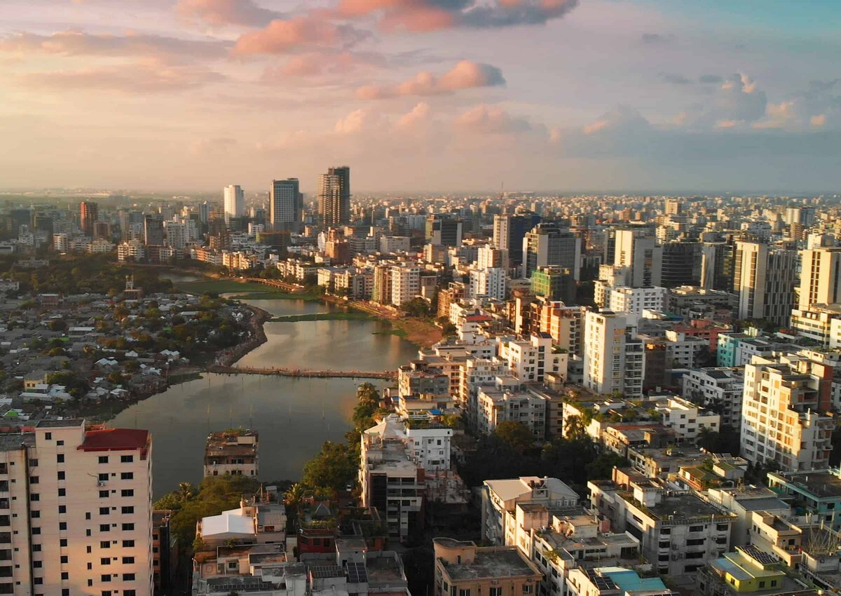                                                                Столица Бангладеша - Дакка.