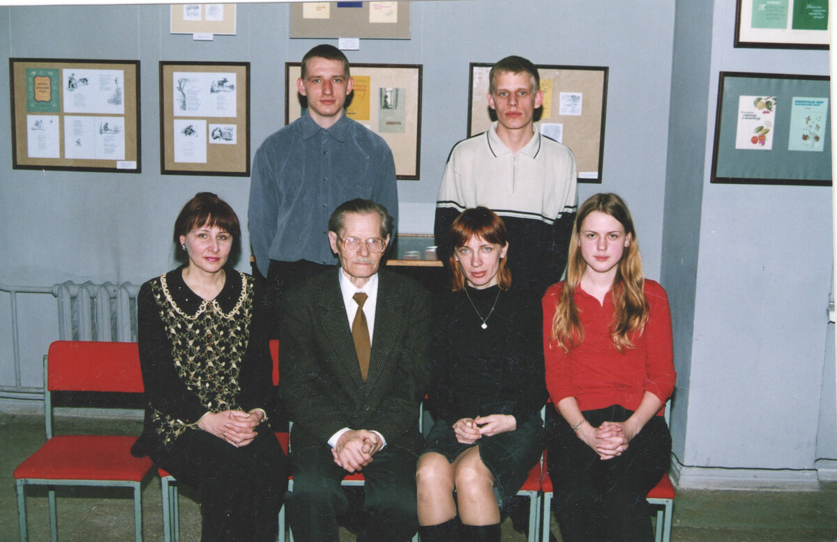 А. Орлов на персональной выставке в РМИИ, 2004 г.