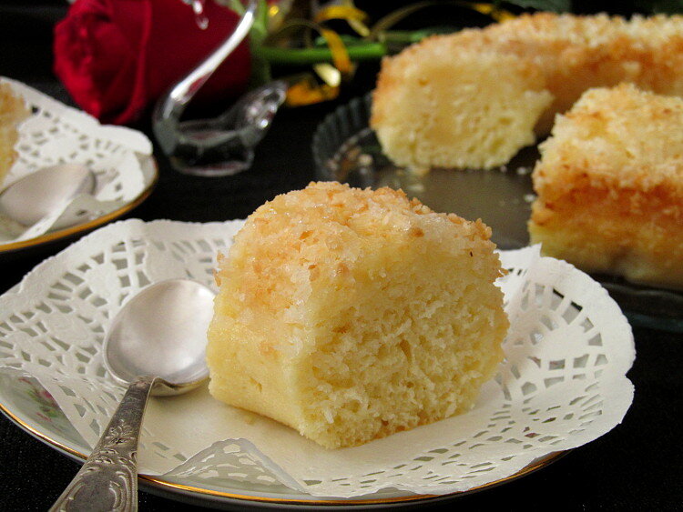 Кокосовый пирог с ванилином на кефире – пошаговый рецепт приготовления с фото
