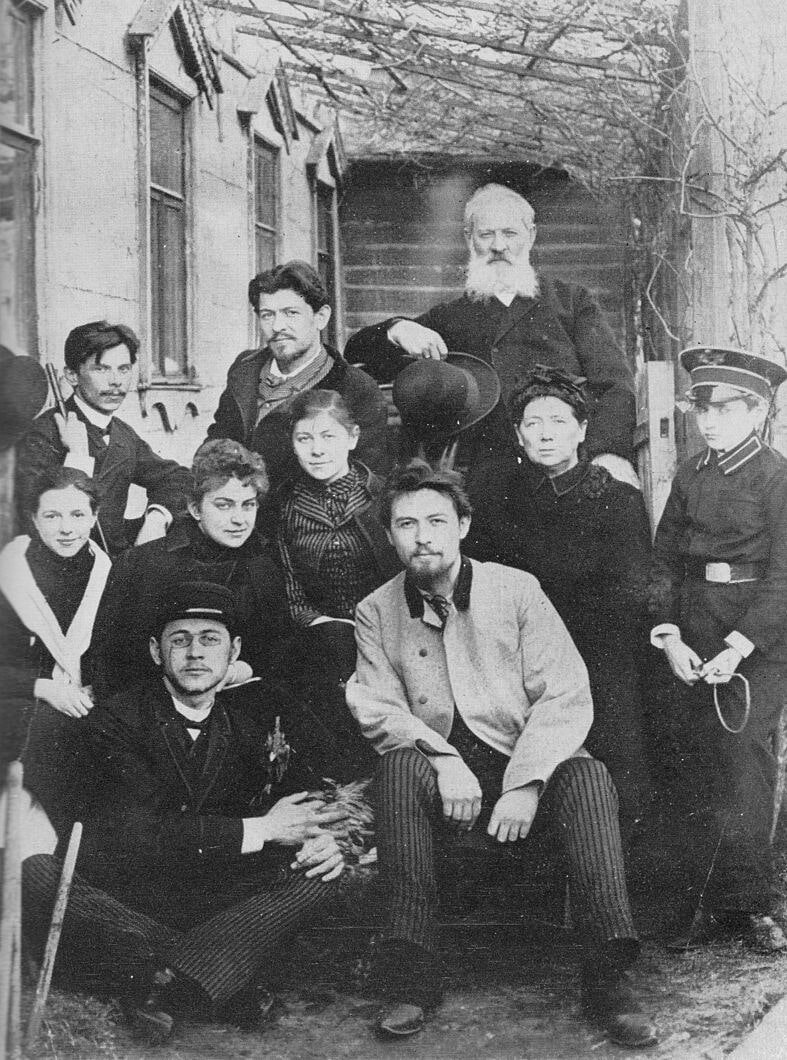 30-летний Чехов в кругу семьи, 1890 год