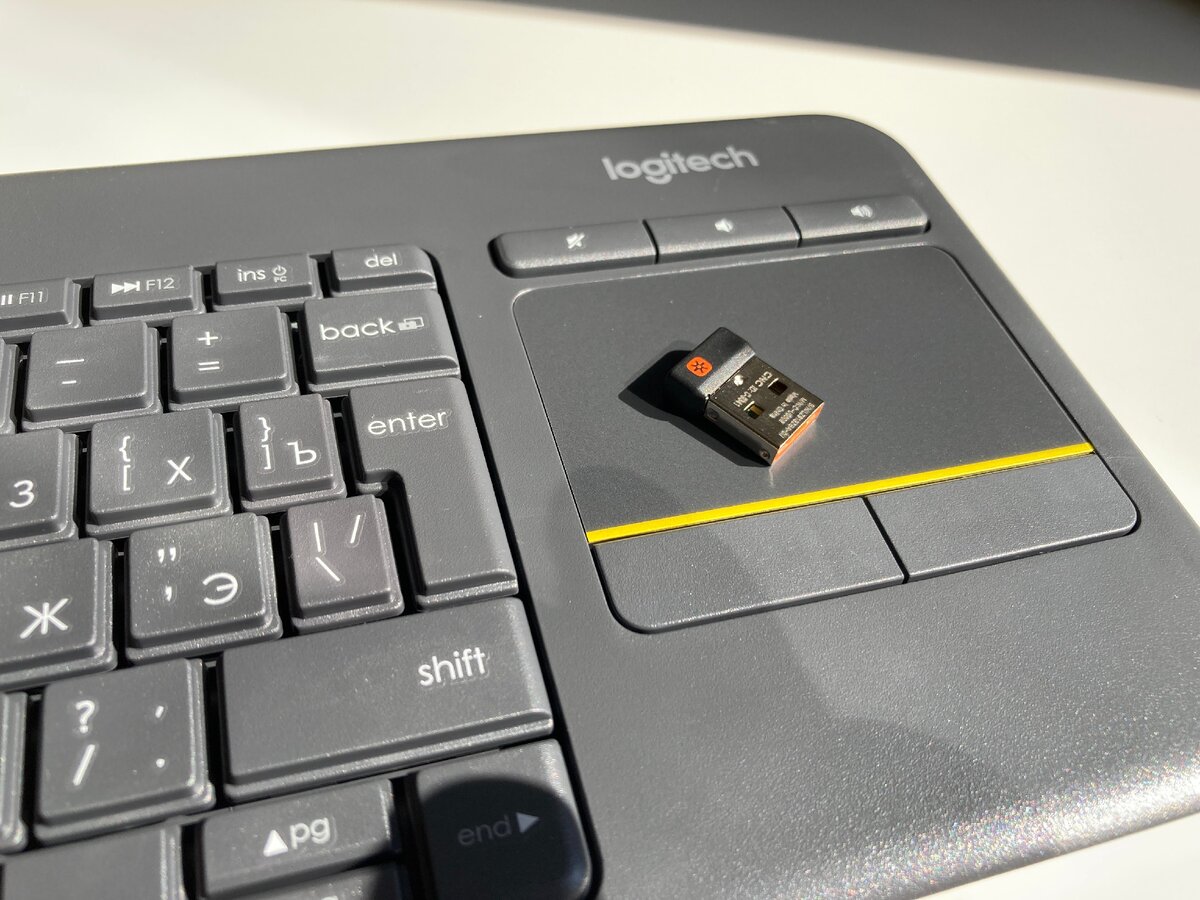 USB ресивер Logitech K400 Plus