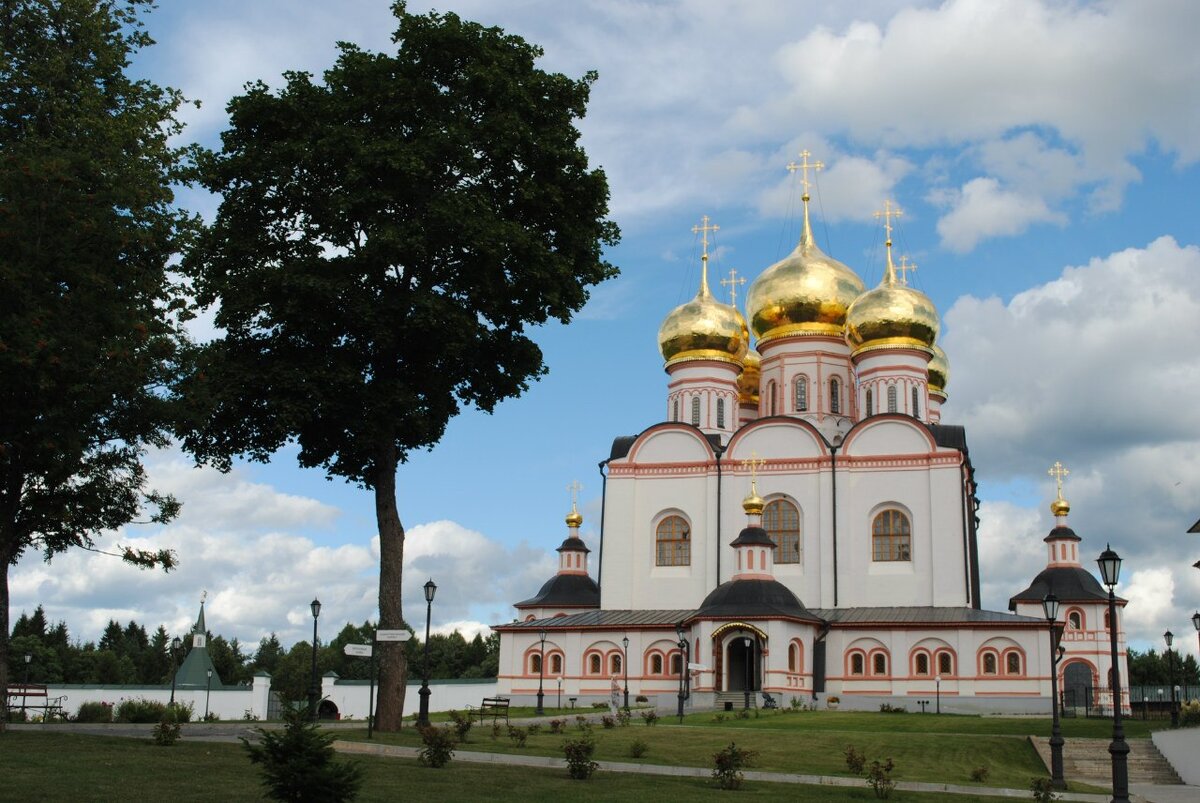 Монастырь в Орске на ОЗТП. Иверский монастырь Орск.