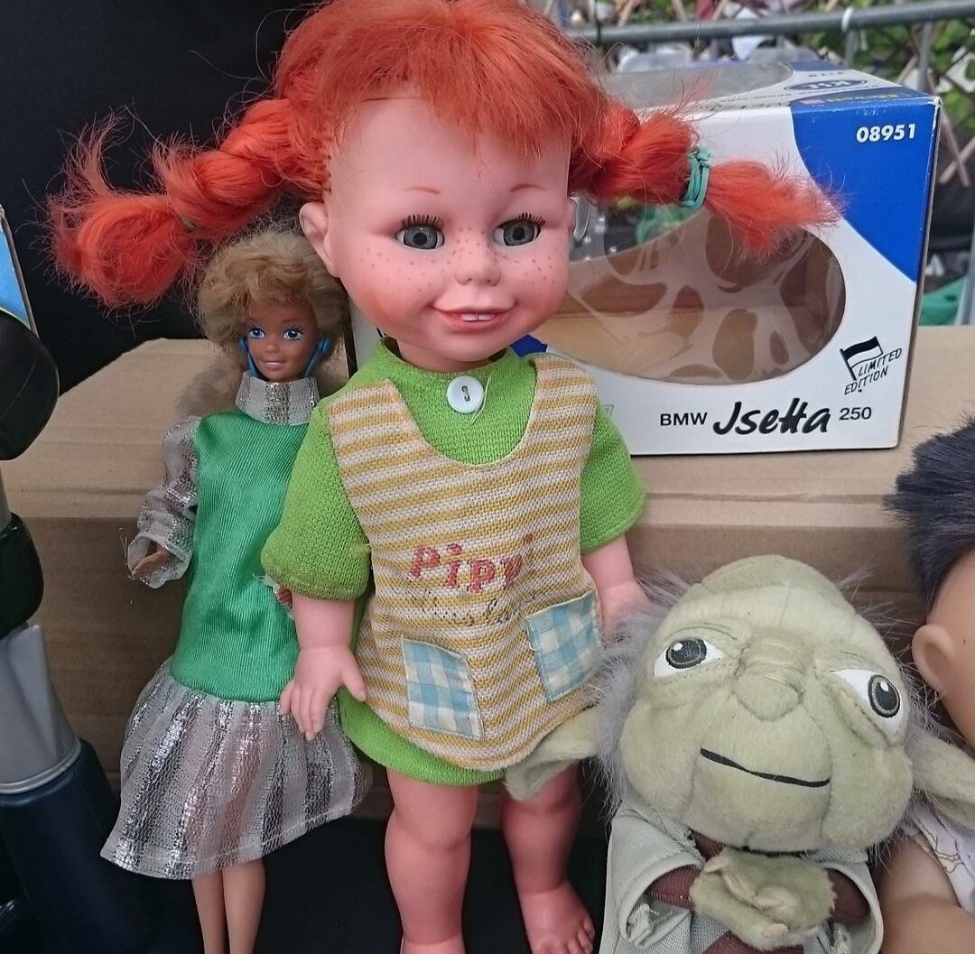 Можно встретить такие интересные игрушки