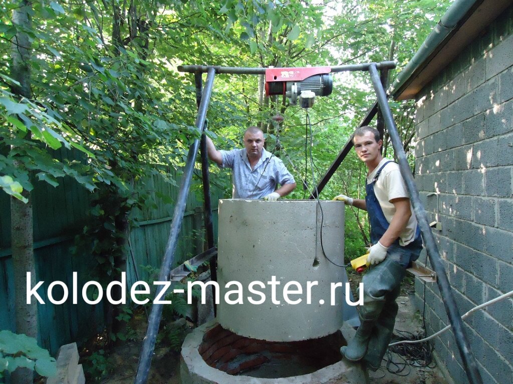 Углубление колодца 2011 год. Ногинский район.