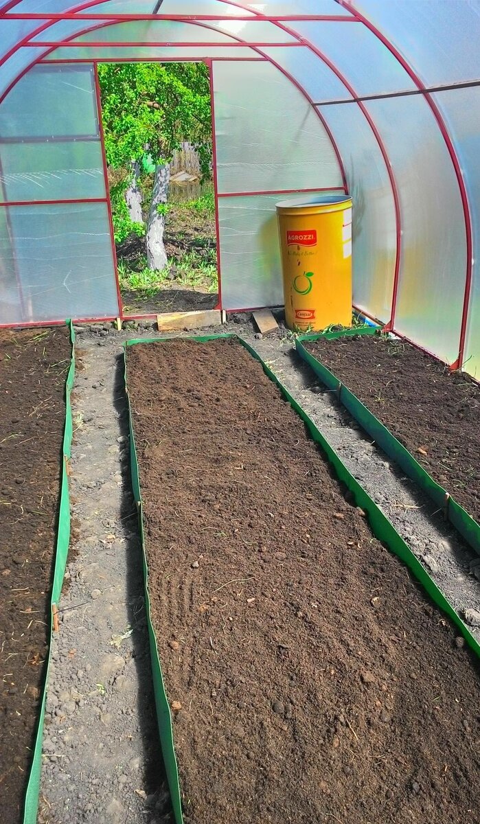 Ограждение из бордюрной ленты