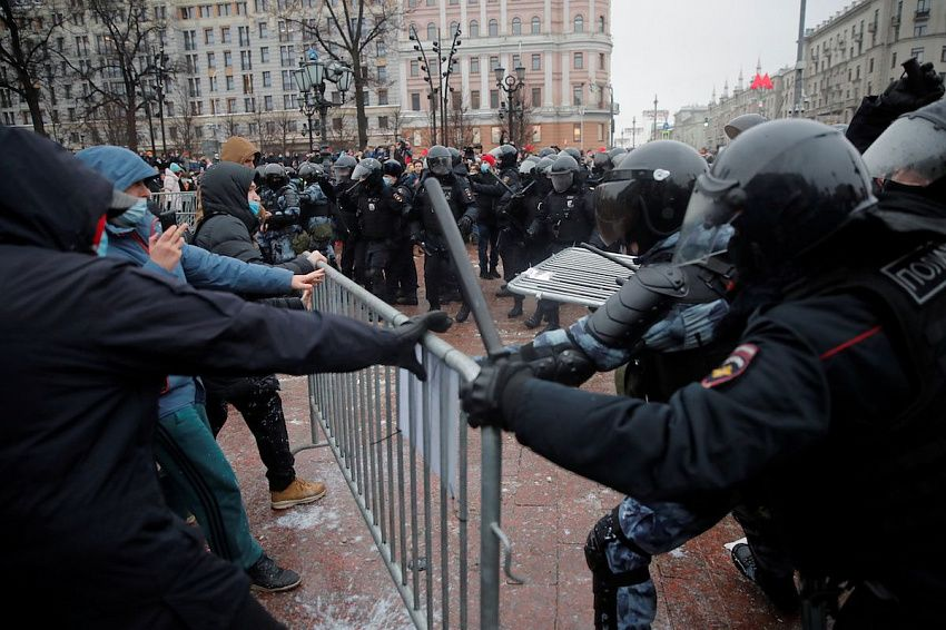 Протест тема. Протесты в Москве 23 января 2021. Митинги в России 2021 Навальный. Протесты в Москве. Демонстрации протеста в Москве.