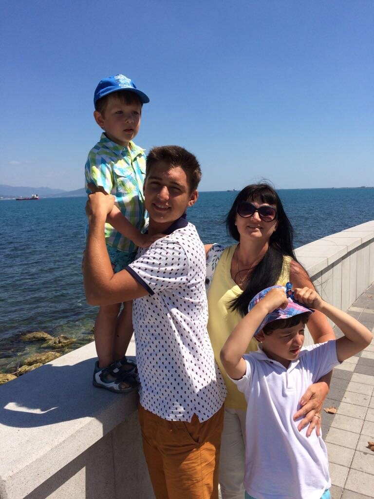 Всех женю!)))